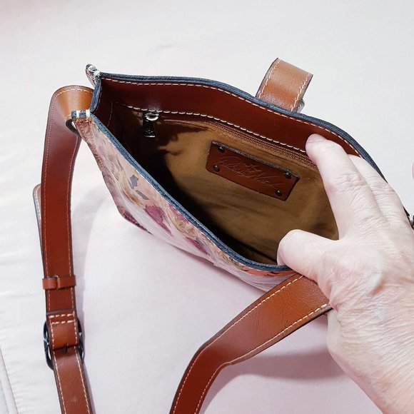 Patricia Nash Antq Rose Venezia Leather Crossbody - Picture 4 of 7